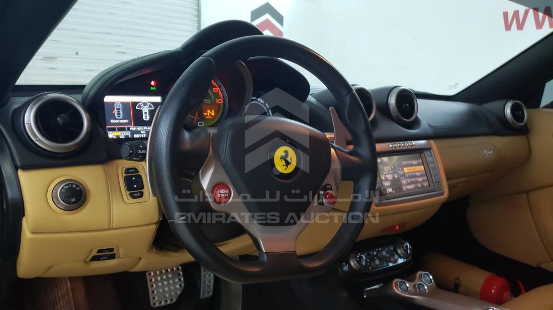 Photo 14 VIN: ZFFTJ65T9E0196528 - FERRARI CALIFORNIA 