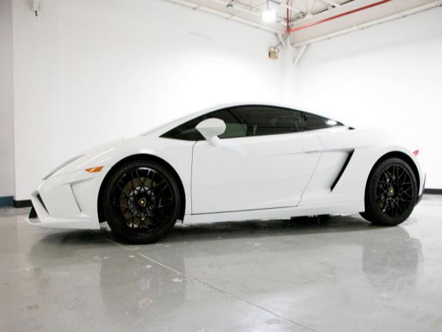 Photo 2 VIN: ZHWGU5AU4DLA13284 - LAMBORGHINI GALLARDO 