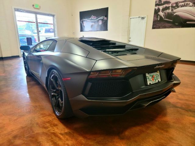 Photo 2 VIN: ZHWUC1ZD6CLA00926 - LAMBORGHINI AVENTADOR 