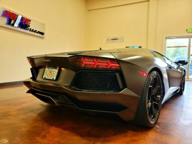 Photo 8 VIN: ZHWUC1ZD6CLA00926 - LAMBORGHINI AVENTADOR 