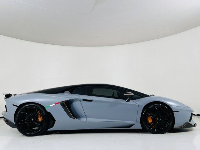 Photo 1 VIN: ZHWUC1ZDXCLA01206 - LAMBORGHINI AVENTADOR 