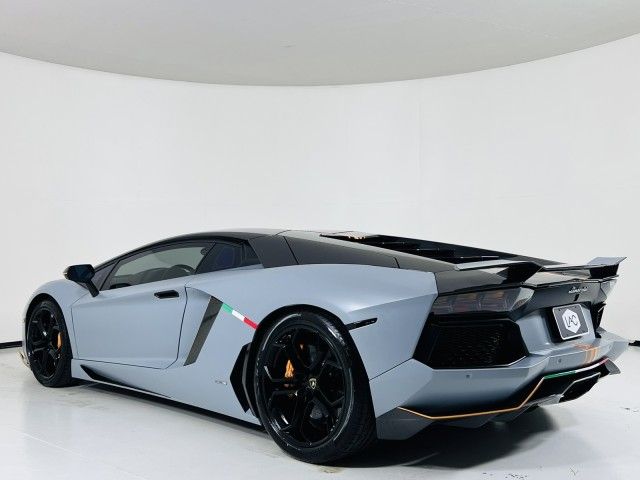 Photo 4 VIN: ZHWUC1ZDXCLA01206 - LAMBORGHINI AVENTADOR 