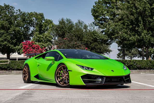 Photo 1 VIN: ZHWUC2ZF2HLA06656 - LAMBORGHINI HURACAN 