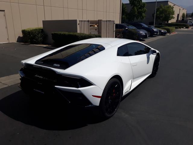 Photo 3 VIN: ZHWUF4ZF4LLA14155 - LAMBORGHINI HURACAN EV 