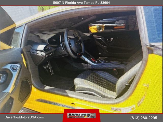 Photo 4 VIN: ZHWUF5ZF9MLA16247 - LAMBORGHINI HURACAN EVO 