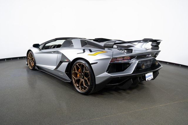 Photo 4 VIN: ZHWUN6ZDXMLA10769 - LAMBORGHINI AVENTADOR 