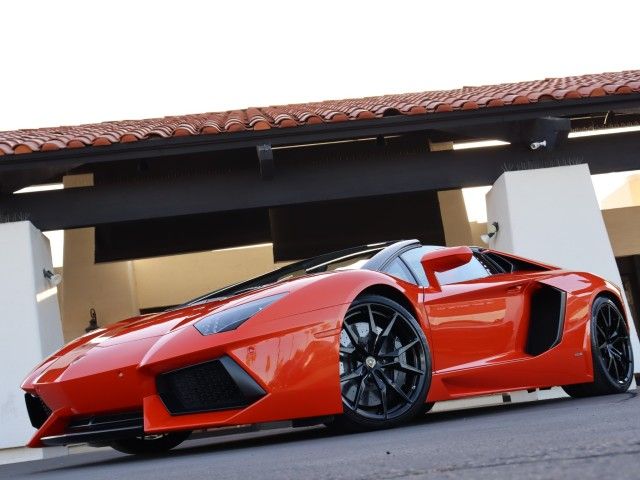 Photo 2 VIN: ZHWUR1ZD5ELA02300 - LAMBORGHINI AVENTADOR 