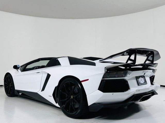 Photo 4 VIN: ZHWUR1ZD5ELA02328 - LAMBORGHINI AVENTADOR 