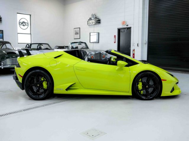 Photo 7 VIN: ZHWUT4ZF0LLA13397 - LAMBORGHINI HURACAN EVO 