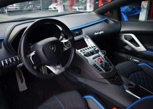 Photo 8 VIN: ZHWUV4ZD4JLA07642 - LAMBORGHINI AVENTADOR 