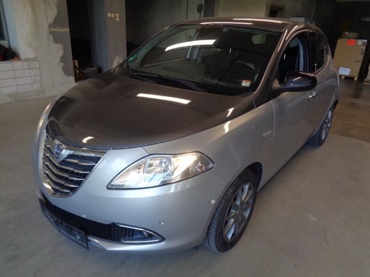 Photo 1 VIN: ZLA31200005038618 - LANCIA YPSILON HATCHBACK 