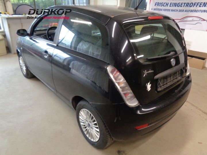 Photo 2 VIN: ZLA84300003258559 - LANCIA YPSILON 