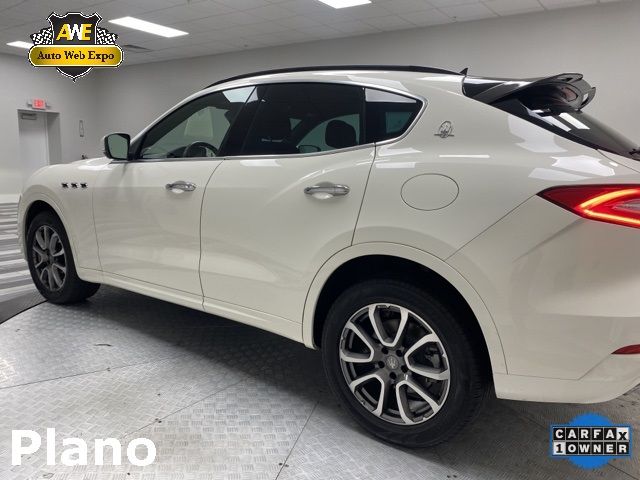 Photo 9 VIN: ZN661XUA0KX322665 - MASERATI LEVANTE 