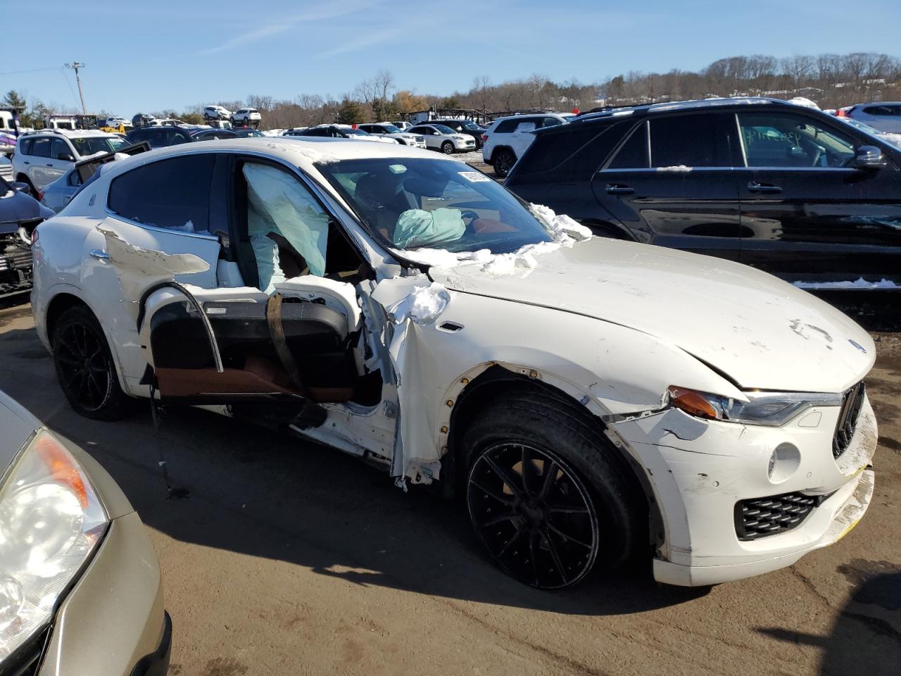 Photo 3 VIN: ZN661XUA1HX228349 - MASERATI LEVANTE 