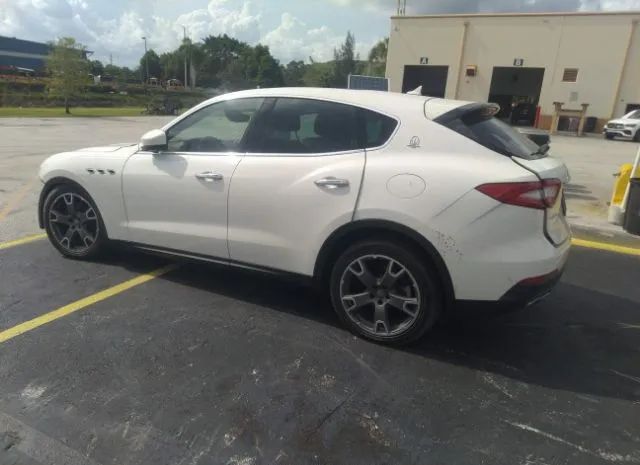 Photo 2 VIN: ZN661XUA1JX303587 - MASERATI LEVANTE 