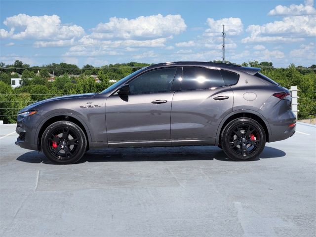 Photo 5 VIN: ZN661XUA1NX389103 - MASERATI LEVANTE 