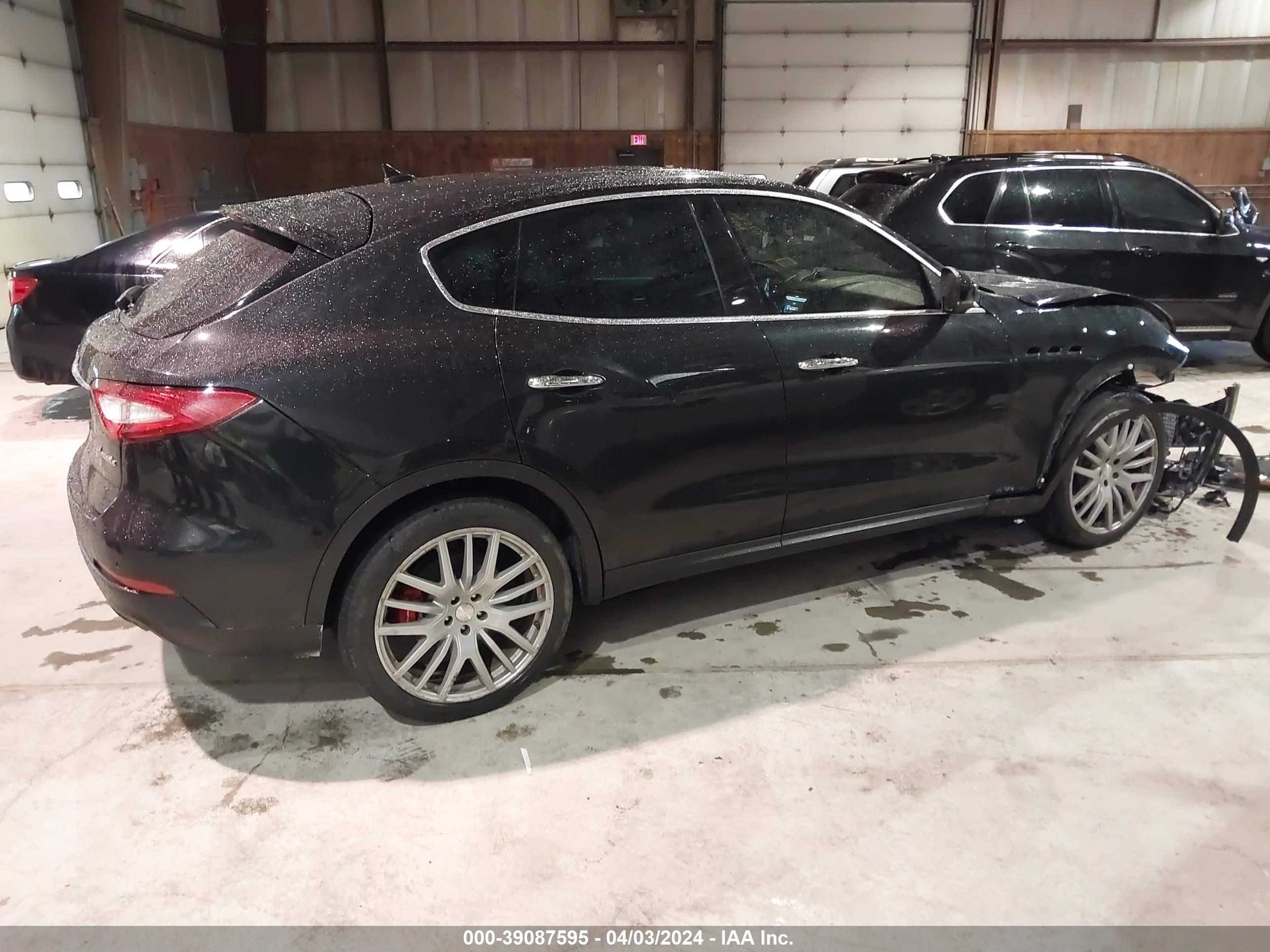 Photo 3 VIN: ZN661XUA2HX250540 - MASERATI LEVANTE 