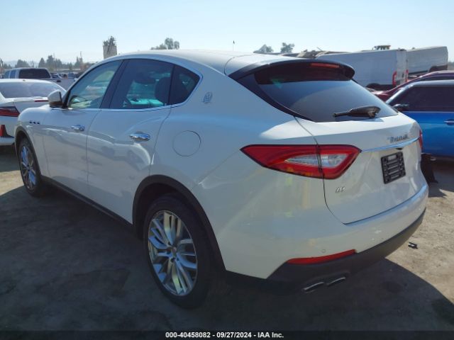 Photo 2 VIN: ZN661XUA3JX291541 - MASERATI LEVANTE 