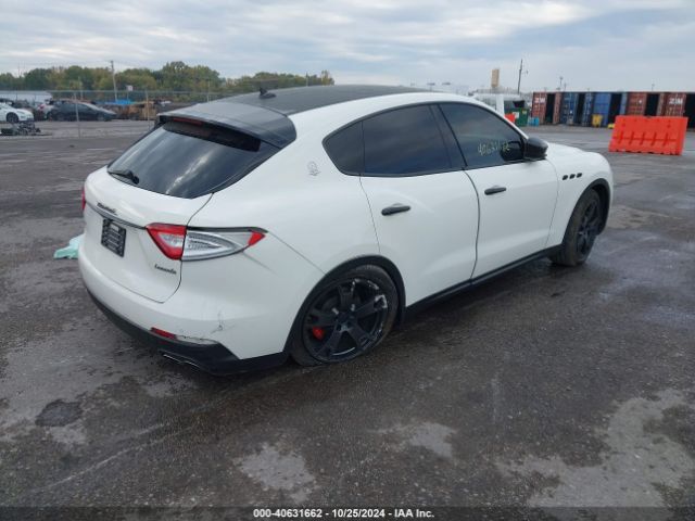 Photo 3 VIN: ZN661XUA4JX276093 - MASERATI LEVANTE 