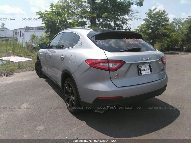 Photo 2 VIN: ZN661XUA5HX257742 - MASERATI LEVANTE 