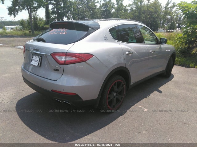 Photo 3 VIN: ZN661XUA5HX257742 - MASERATI LEVANTE 