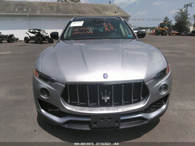 Photo 5 VIN: ZN661XUA5HX257742 - MASERATI LEVANTE 