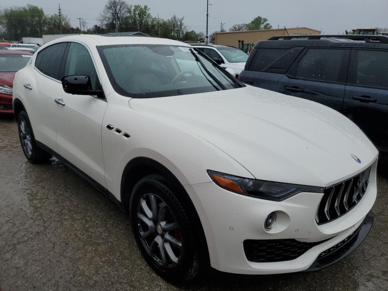 Photo 3 VIN: ZN661XUA5JX274563 - MASERATI LEVANTE 