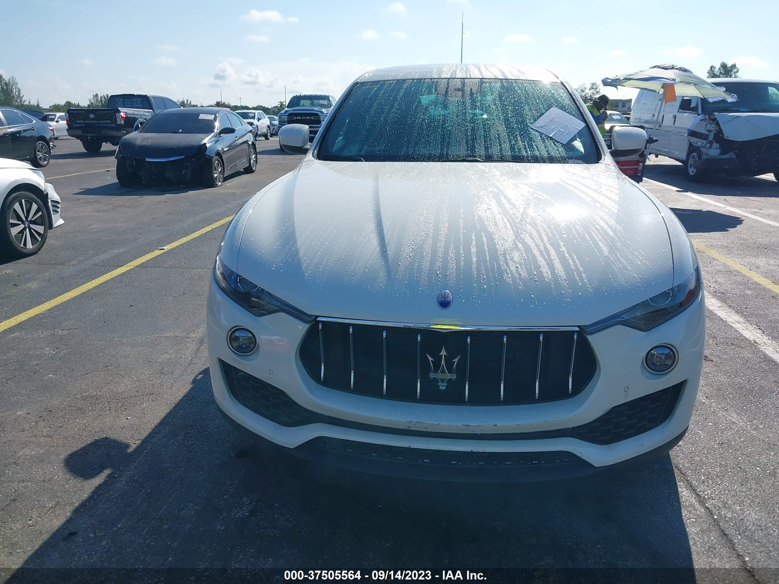 Photo 5 VIN: ZN661XUA5JX302099 - MASERATI LEVANTE 