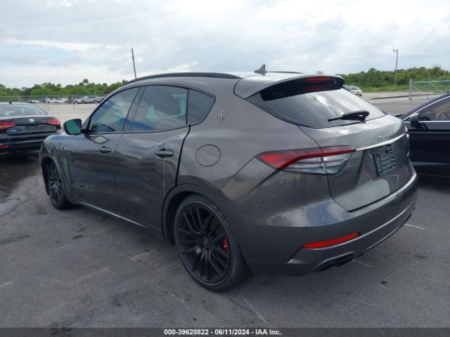 Photo 2 VIN: ZN661XUA5NX402208 - MASERATI LEVANTE 