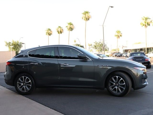 Photo 9 VIN: ZN661XUA6HX215743 - MASERATI LEVANTE 