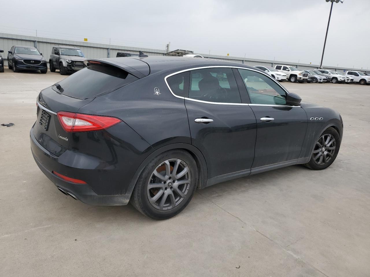 Photo 2 VIN: ZN661XUA6JX294370 - MASERATI LEVANTE 