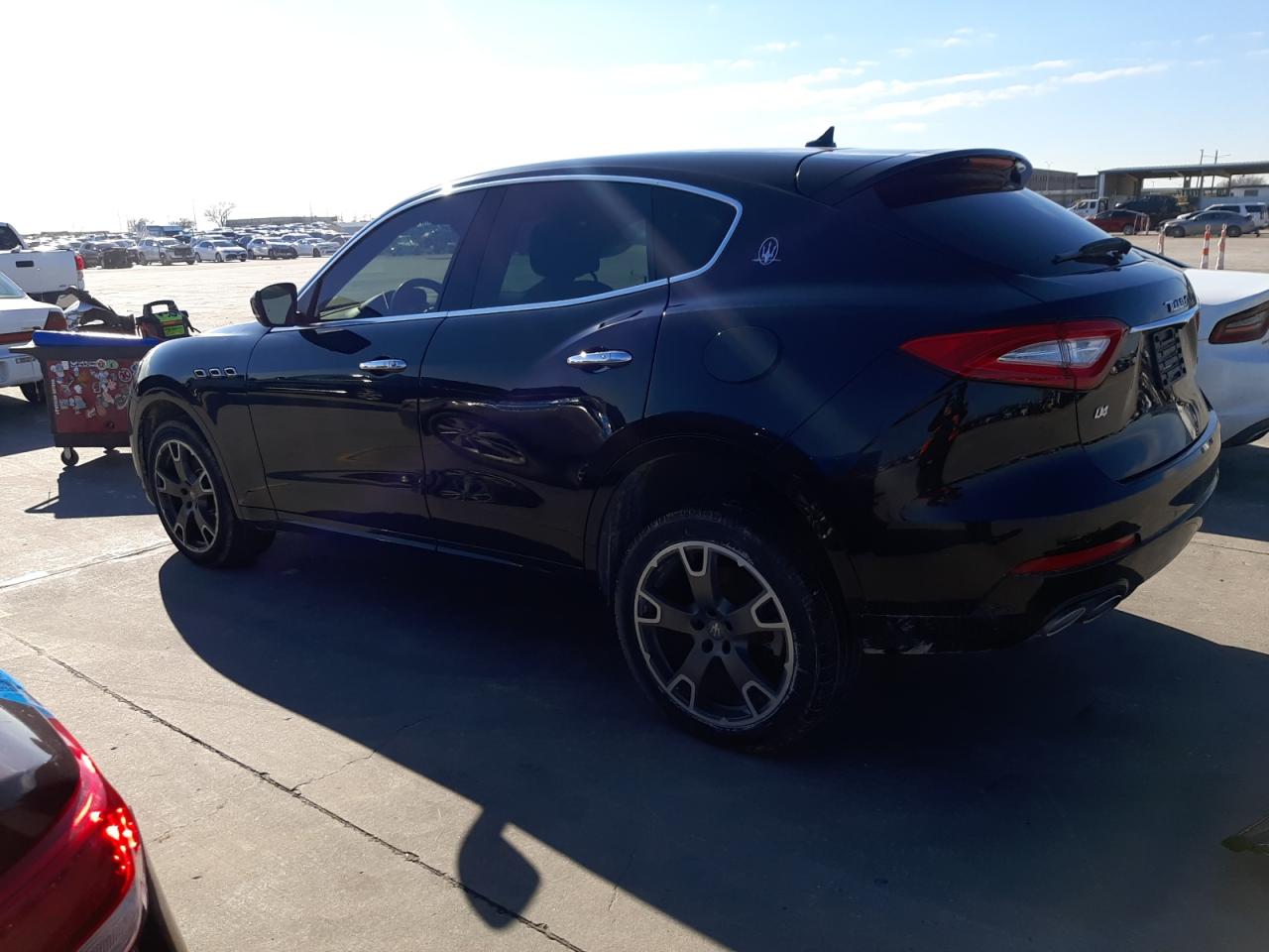 Photo 1 VIN: ZN661XUA7KX308360 - MASERATI LEVANTE 