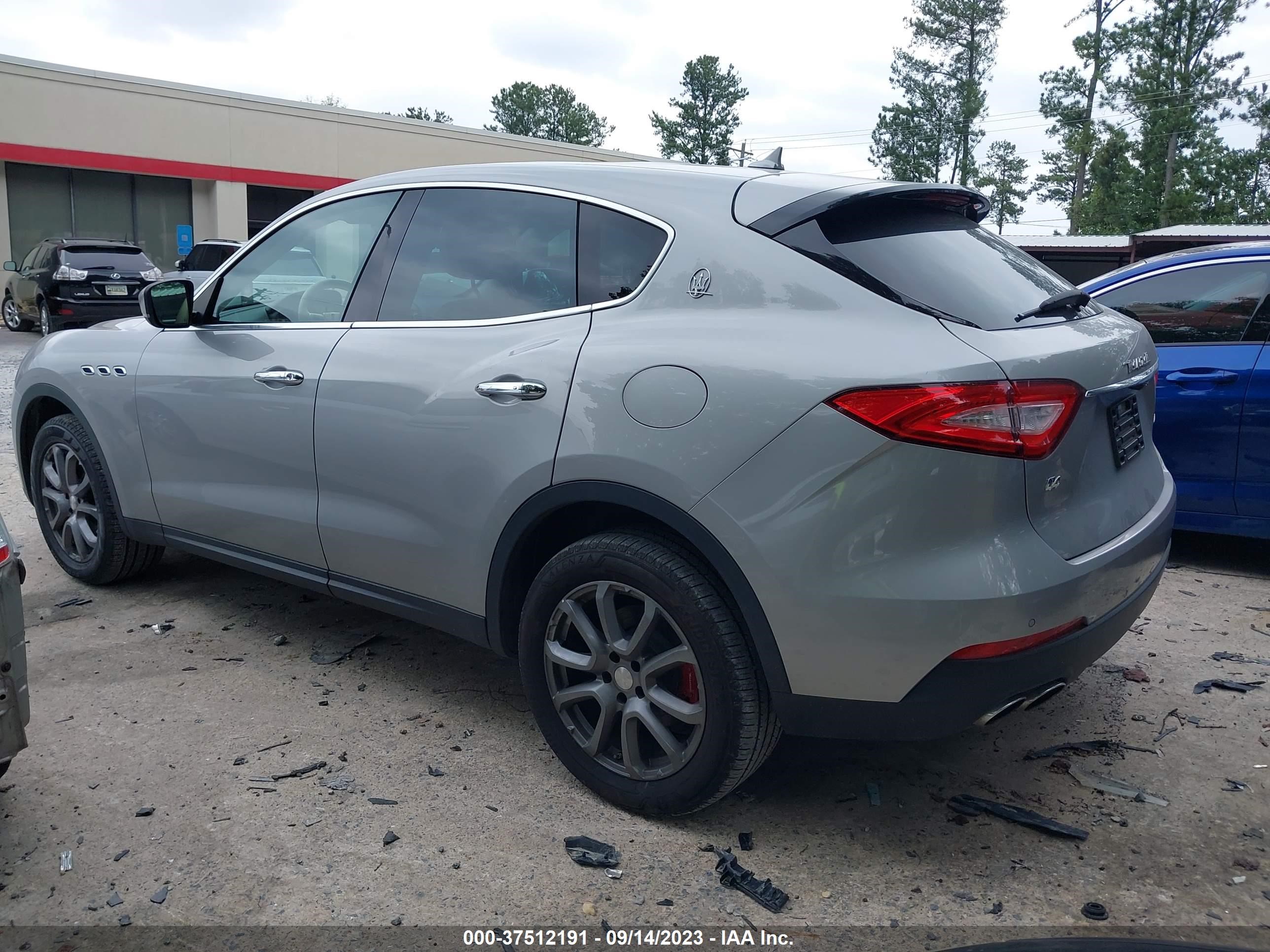 Photo 2 VIN: ZN661XUA8JX283435 - MASERATI LEVANTE 