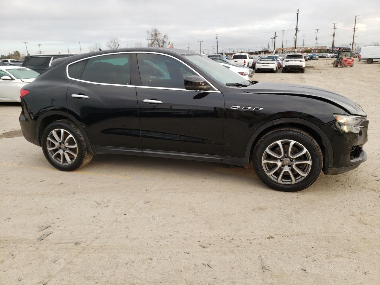 Photo 4 VIN: ZN661XUA9HX264242 - MASERATI LEVANTE 