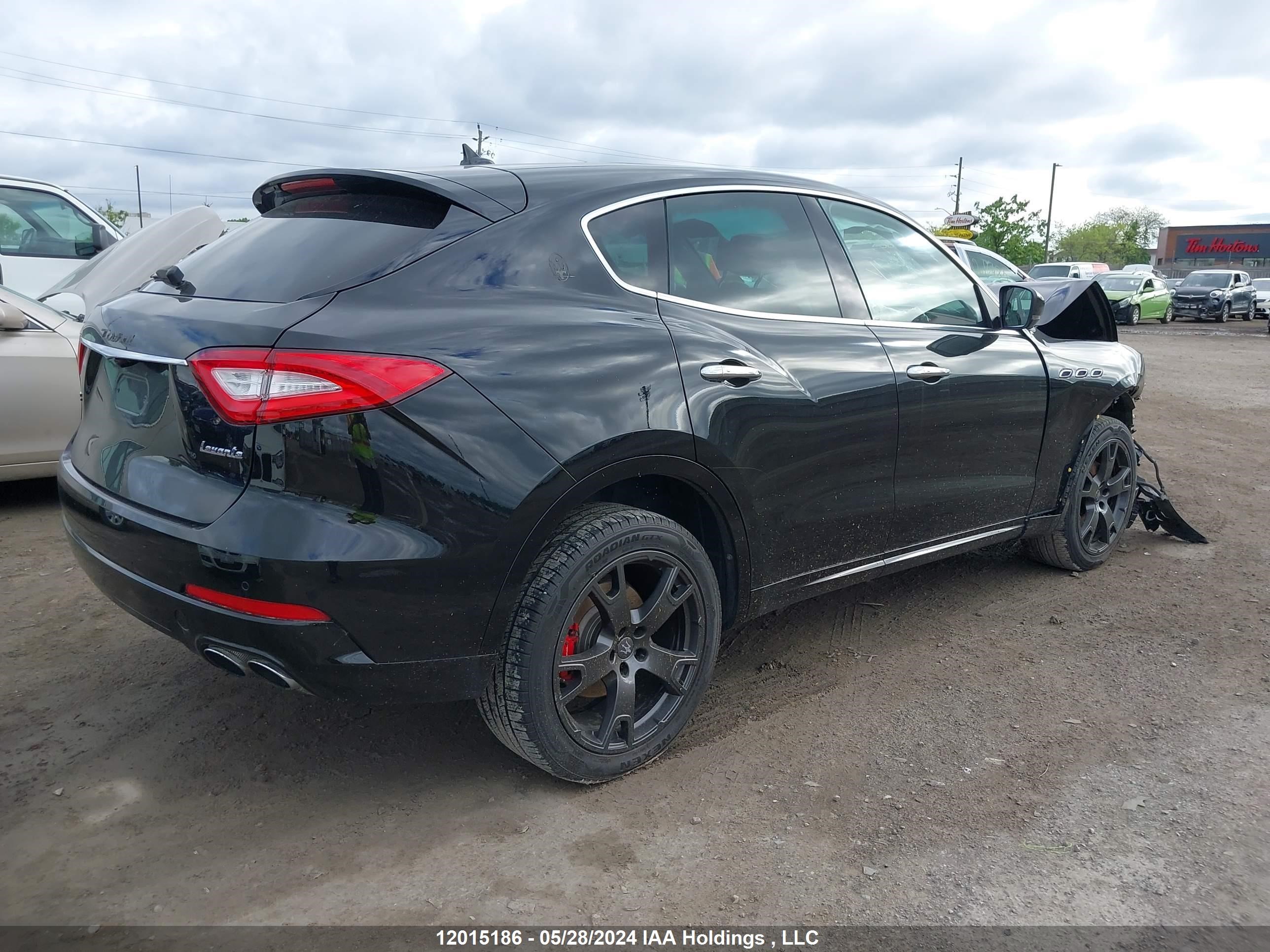 Photo 3 VIN: ZN661XUA9JX275943 - MASERATI LEVANTE 