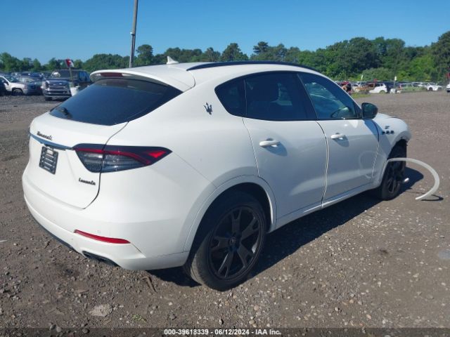 Photo 3 VIN: ZN661XUA9NX387986 - MASERATI LEVANTE 