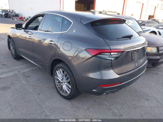 Photo 2 VIN: ZN661XUA9NX389219 - MASERATI LEVANTE 