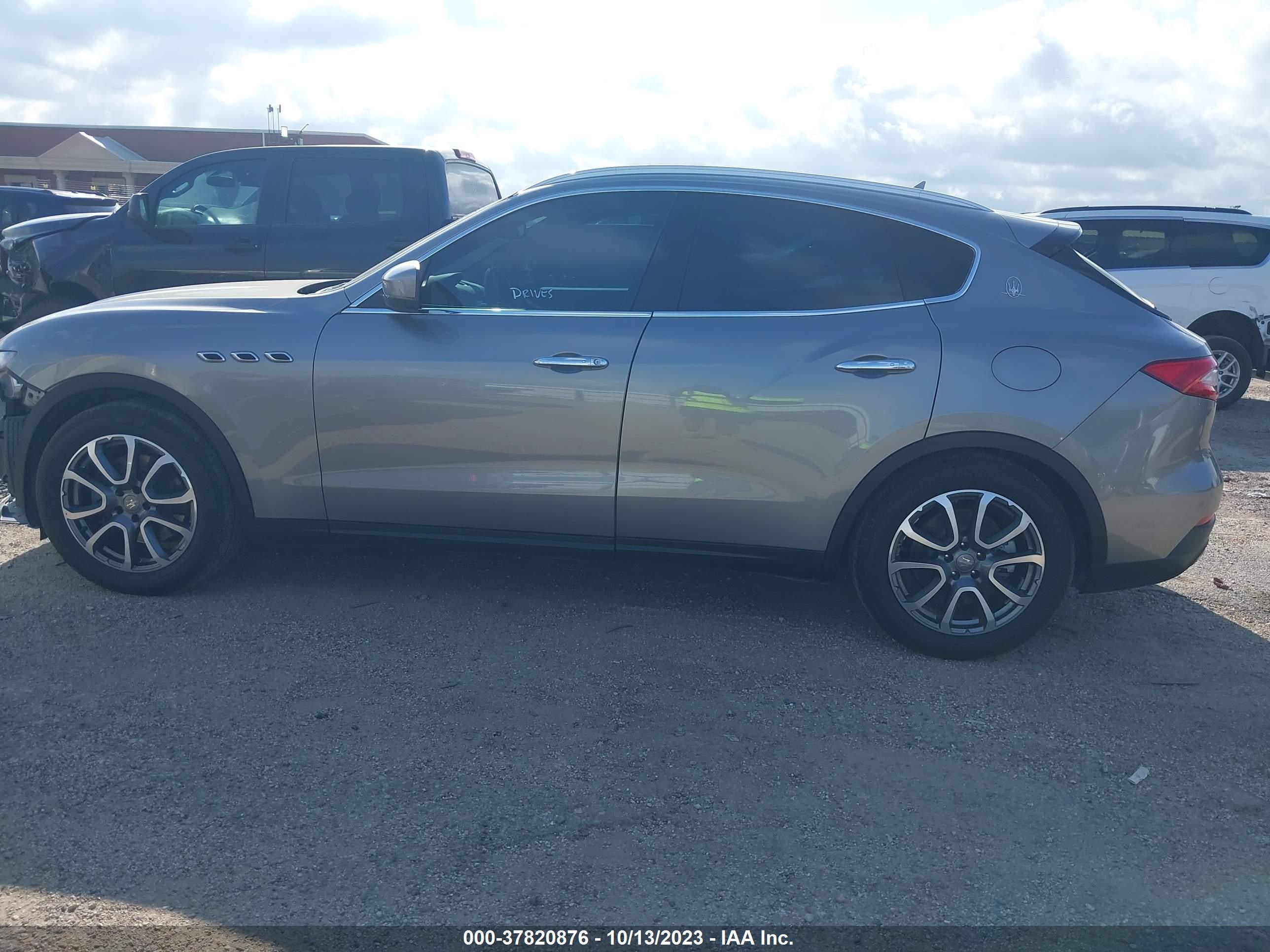 Photo 14 VIN: ZN661XUAXHX207189 - MASERATI LEVANTE 