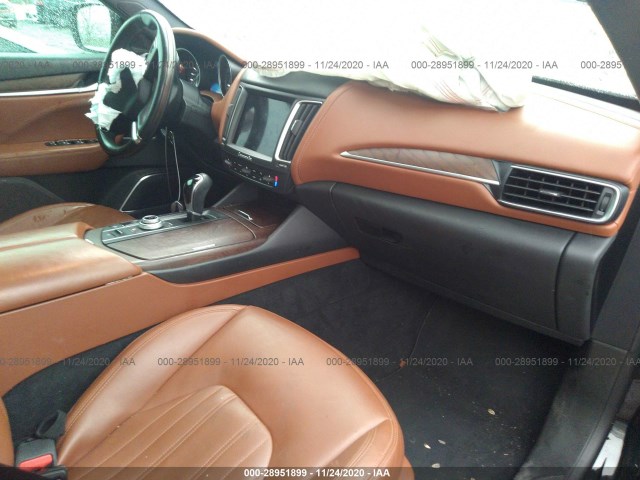 Photo 4 VIN: ZN661XUL0HX228392 - MASERATI LEVANTE 