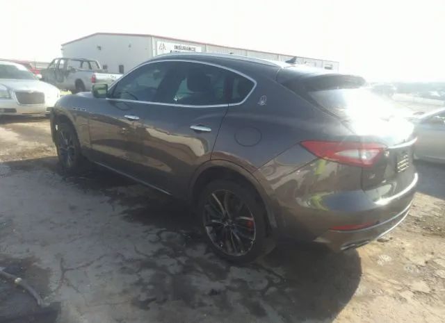 Photo 2 VIN: ZN661XUL1JX303543 - MASERATI LEVANTE 