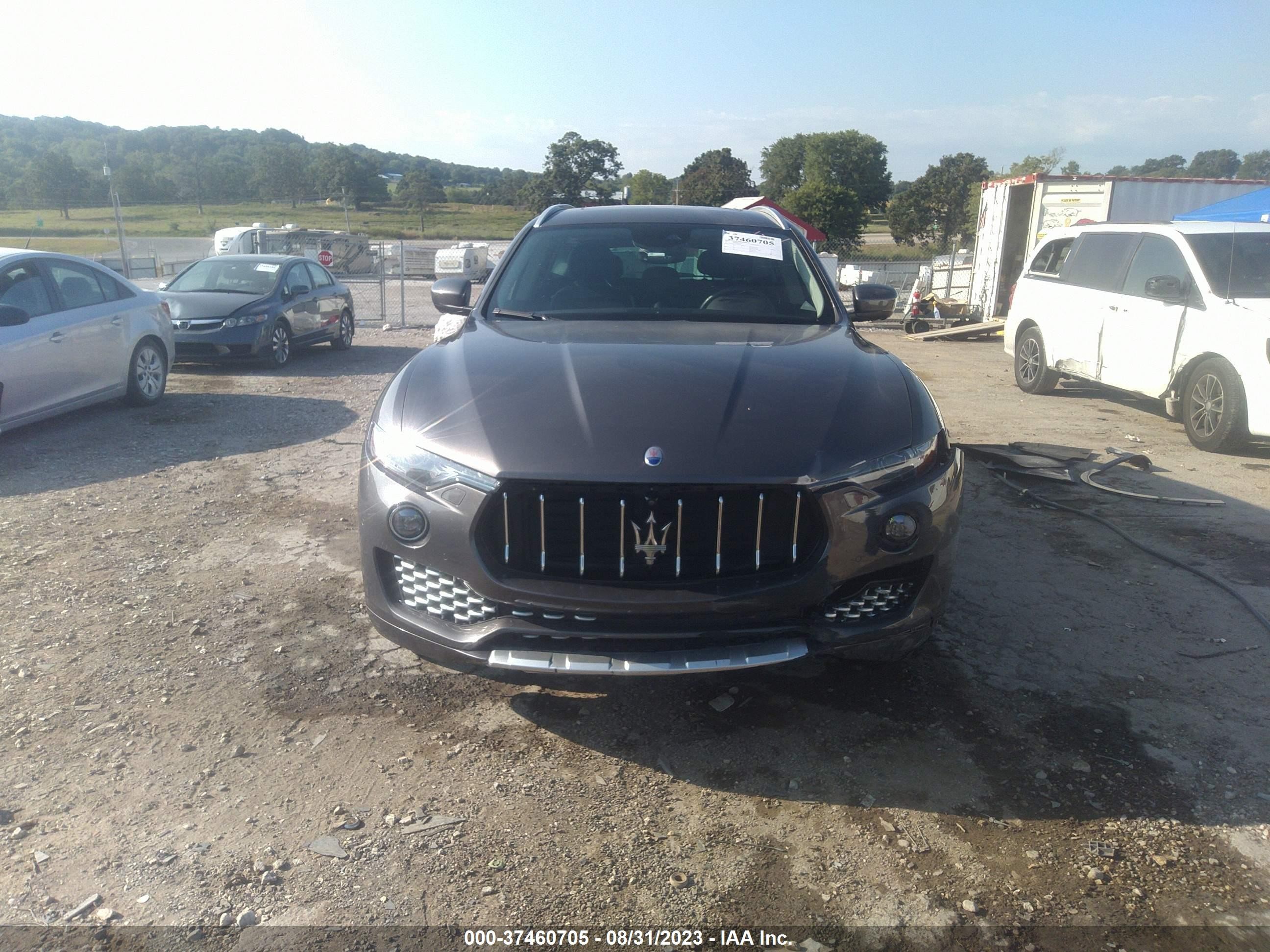 Photo 12 VIN: ZN661XUL1JX303543 - MASERATI LEVANTE 