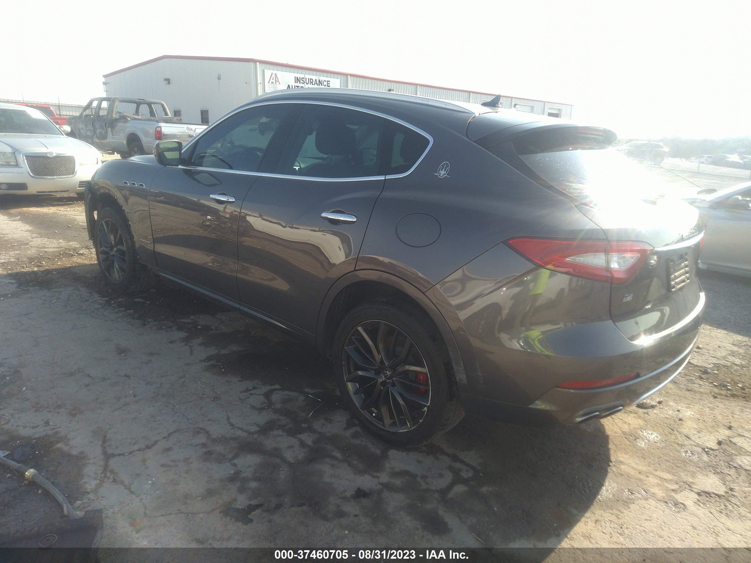 Photo 2 VIN: ZN661XUL1JX303543 - MASERATI LEVANTE 