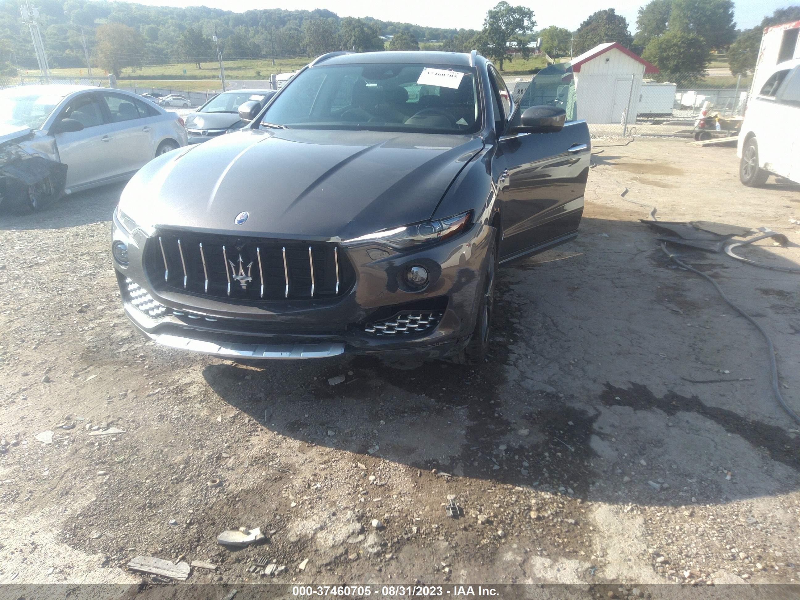 Photo 5 VIN: ZN661XUL1JX303543 - MASERATI LEVANTE 