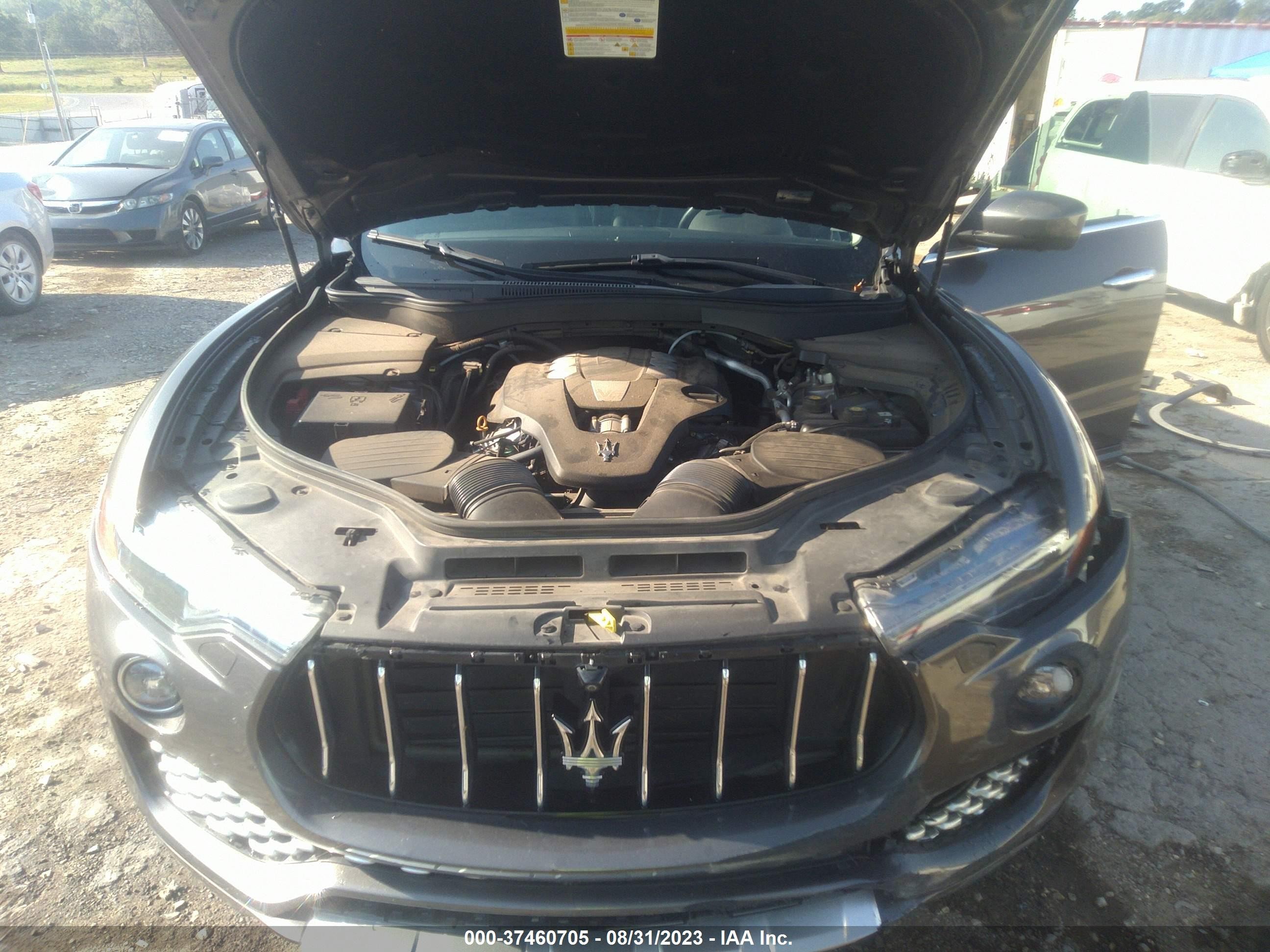 Photo 9 VIN: ZN661XUL1JX303543 - MASERATI LEVANTE 