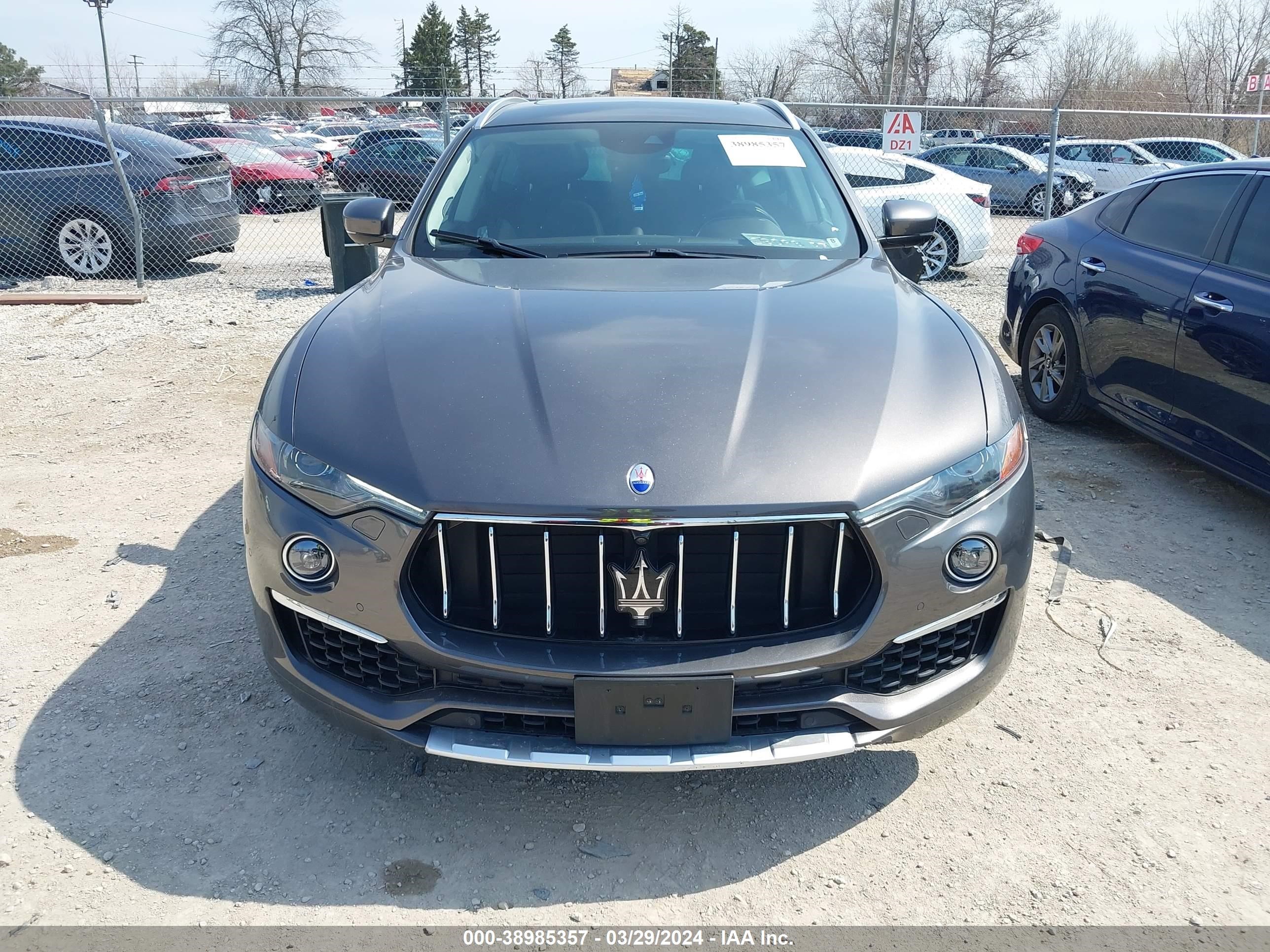 Photo 12 VIN: ZN661XUL2KX309336 - MASERATI LEVANTE 