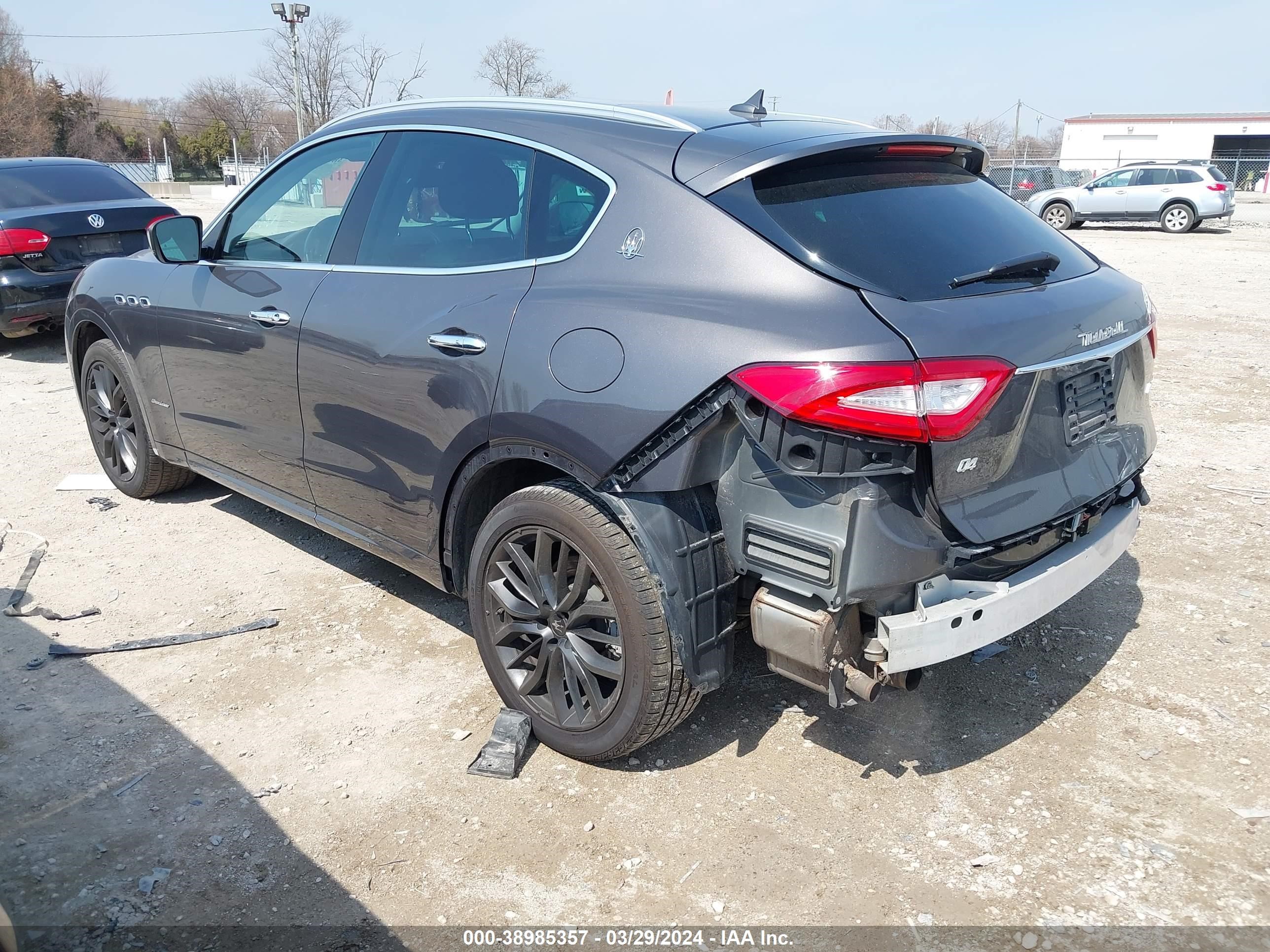 Photo 2 VIN: ZN661XUL2KX309336 - MASERATI LEVANTE 