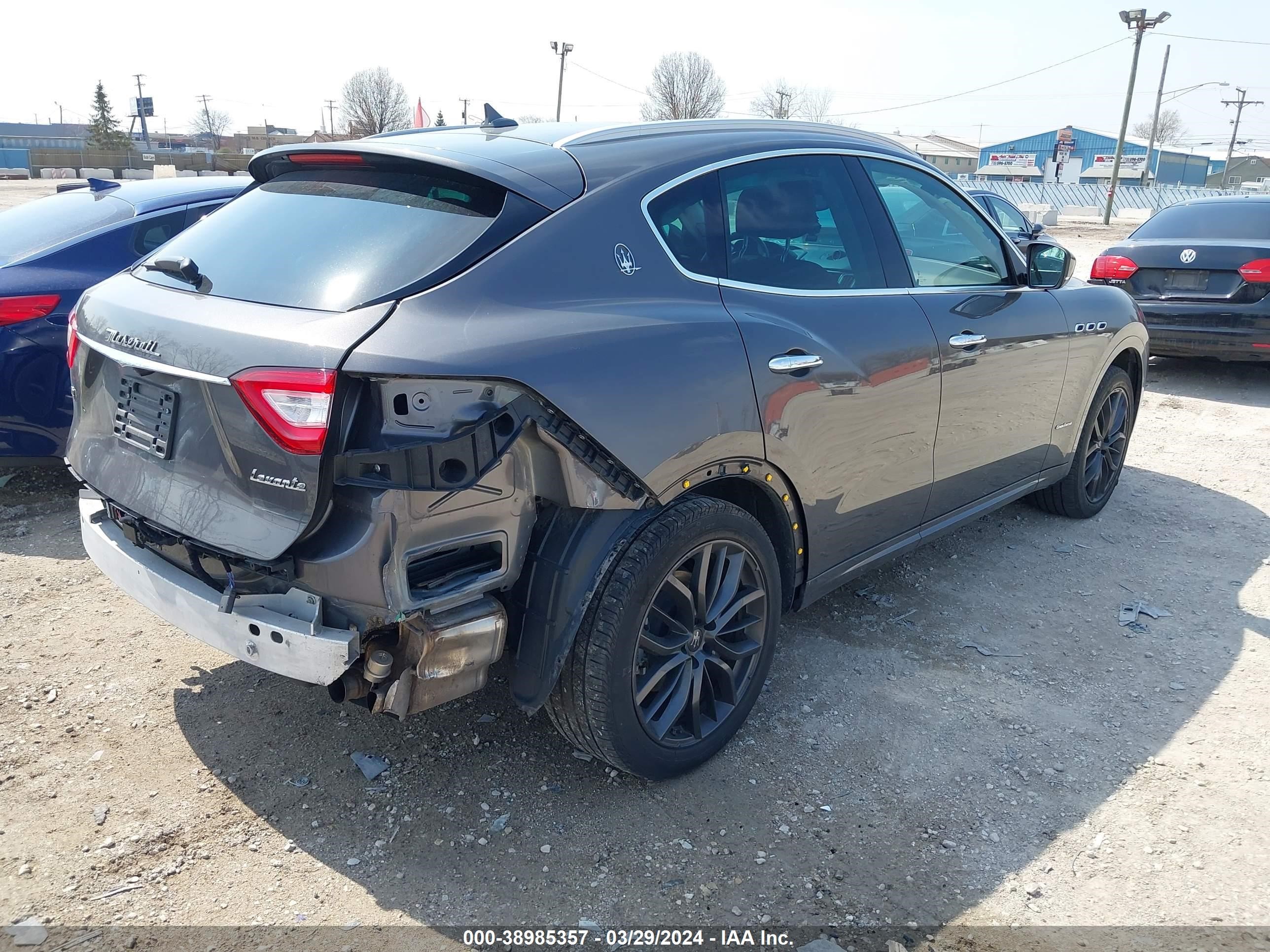 Photo 3 VIN: ZN661XUL2KX309336 - MASERATI LEVANTE 