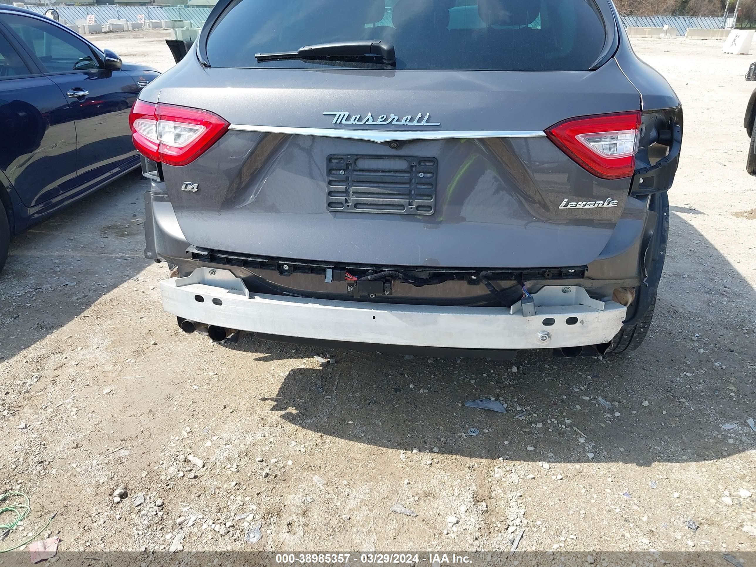 Photo 5 VIN: ZN661XUL2KX309336 - MASERATI LEVANTE 