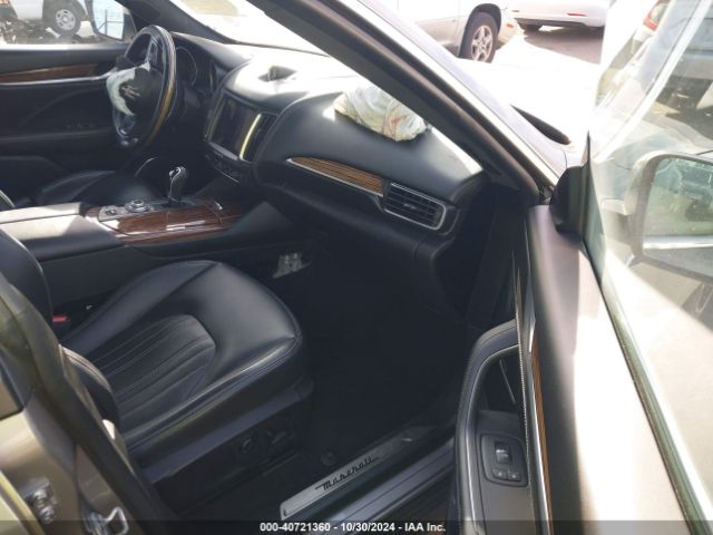 Photo 4 VIN: ZN661XUL5HX246662 - MASERATI LEVANTE LU 