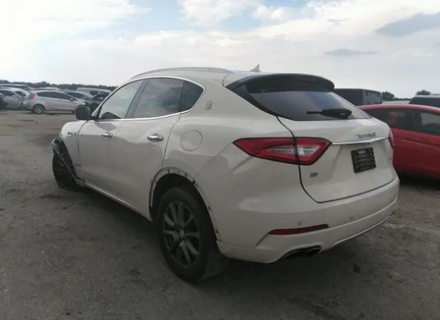 Photo 2 VIN: ZN661XUL5JX288450 - MASERATI LEVANTE 